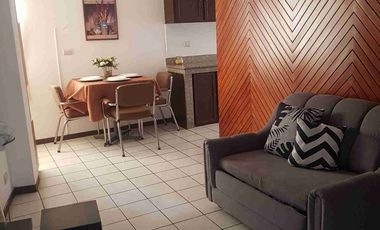 Alquilo suite amoblada, cercana al Policentro