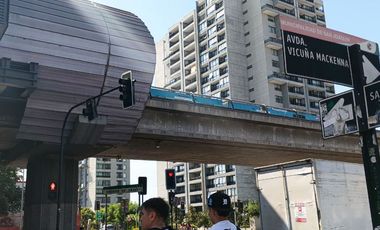 Hermoso Departamento En Metro Rodrigo De Araya - 3D/2B/E