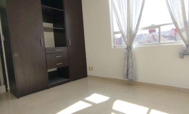 CASA EN RENTA ATRAS DE BOSQUES DE ICA-ZINACANTEPEC