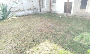 CASA EN RENTA ATRAS DE BOSQUES DE ICA-ZINACANTEPEC