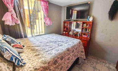 CASA EN VENTA, CALDERON, 4 HABITACIONES.