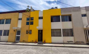 CASA EN VENTA, CALDERON, 4 HABITACIONES.