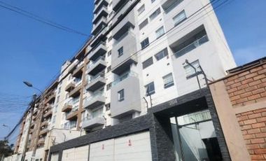 Se vende amplio Duplex en la Calera, Surquillo