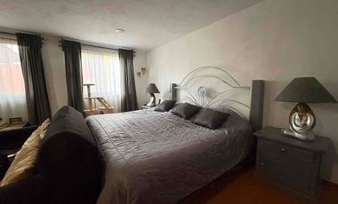 Casa en renta de una planta con 2 recamaras, atrás de Centro Comercial Explanada