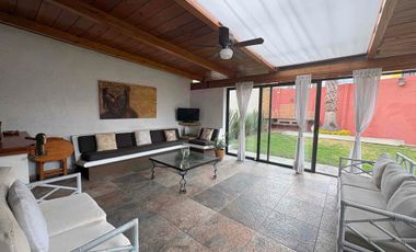 Casa en renta de una planta con 2 recamaras, atrás de Centro Comercial Explanada