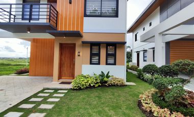9M- FOR SALE 2 STOREY DETACHED w/3 BEDROOMS PLUS BALCONY & LANAI,  LOCATED IN BALINTAWAK LIPA CITY BATANGAS