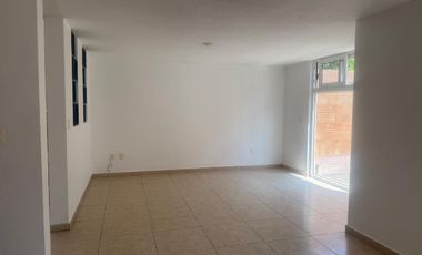 CASA EN RENTA EN PUERTA REAL, CORREGIDORA/ QUERETARO