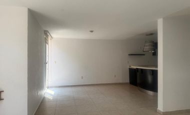 CASA EN RENTA EN PUERTA REAL, CORREGIDORA/ QUERETARO