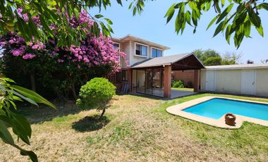 Se vende hermosa casa en Villa Brasilia, lado Villa Triana, Rancagua