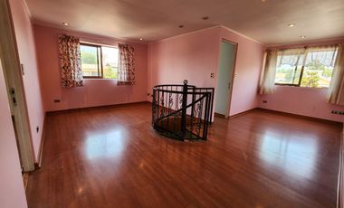 Se vende hermosa casa en Villa Brasilia, lado Villa Triana, Rancagua