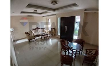 DIJUAL/DIKONTRAKAN – RUMAH MEWAH KEMANG, JAKARTA SELATAN