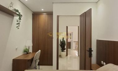 RUMAH MEWAH, FULL FURNISHED, 5 KM DARI KAMPUS UII KALIURANG