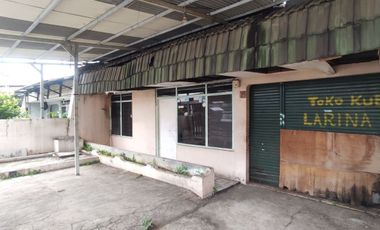 Rumah Lama Hitung Tanah Arcamanik Bandung Belakang Griya