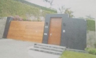 VENDO CASA EN LAS CASUARINAS - SURCO