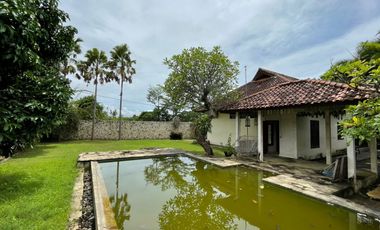 Villa dekat pantai di Montong Lombok Barat