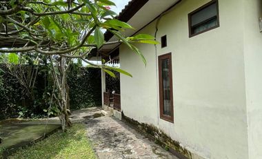 Villa dekat pantai di Montong Lombok Barat