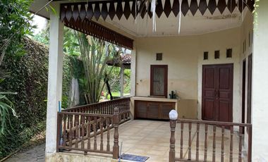 Villa dekat pantai di Montong Lombok Barat