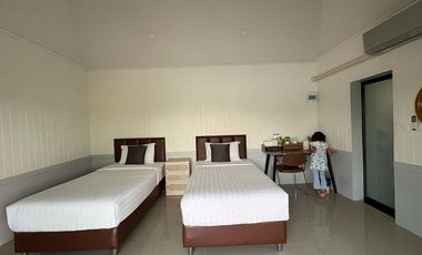 906263	SALE Hotel 6  keys
