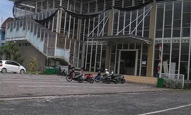 Dijual/Disewa Ex. Sport Center sekitar area Romokalisari