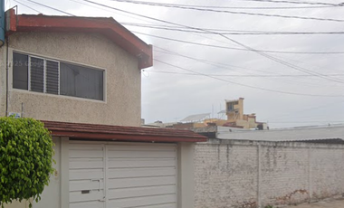 MUY BONITA PROPIEDAD SAHUAYO