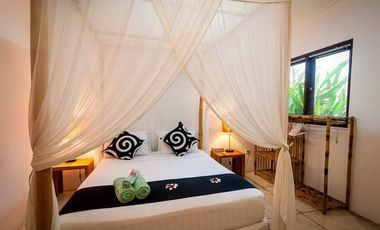 Luxurious 5-Bedroom Villa with Magnificent Pool in Seminyak