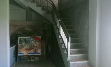 JUAL RUMAH 3 LANTAI MEWAH PENATIH