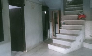 JUAL RUMAH 3 LANTAI MEWAH PENATIH