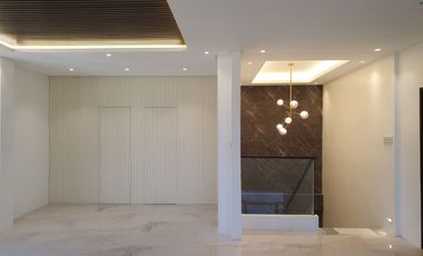 FOR SALE: 410sqm 5 Bedroom 3 Story House and Lot Semi-Furnished in Bacoor Cavite - Princeton Heights