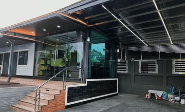 Luxury Pool Villa Kham Yai Ubon Ratchathani Thailand