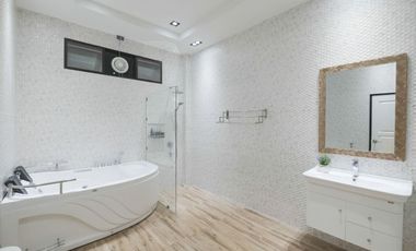 Luxury Pool Villa Kham Yai Ubon Ratchathani Thailand
