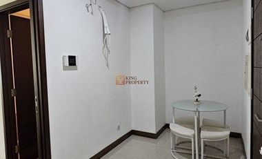 Studio AKR Gallery West – Modern Minimalis Scandinavian Dekat Mall Puri & Museum MACAN