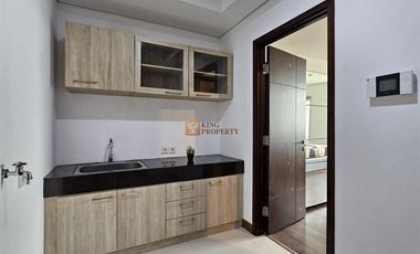 Studio AKR Gallery West – Modern Minimalis Scandinavian Dekat Mall Puri & Museum MACAN