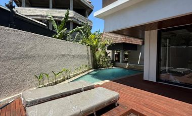 Villa For Sale in Batu Bolong Canggu Surrounded by Popular Tourism Destinations