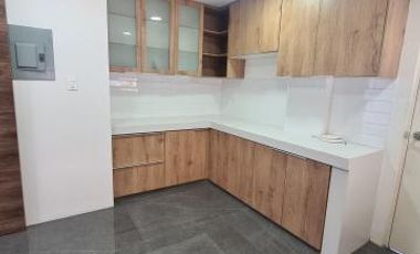 Venta de Casa de Lujo, Sector Las Cumbres, Guayaquil, Ecuador