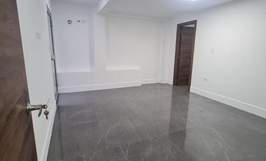 Venta de Casa de Lujo, Sector Las Cumbres, Guayaquil, Ecuador