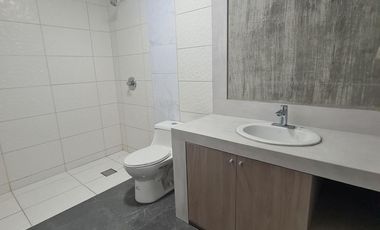 Venta de Casa de Lujo, Sector Las Cumbres, Guayaquil, Ecuador