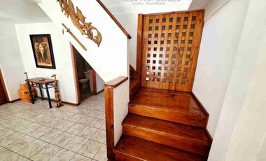 Se Arrienda Amplia Casa Full Amoblada, ideal para Empresas o Uso Corporativo, Villa San Luis, comuna de Quillota