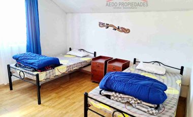 Se Arrienda Amplia Casa Full Amoblada, ideal para Empresas o Uso Corporativo, Villa San Luis, comuna de Quillota