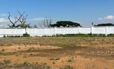 Venta de Terreno Esquinero, Sector Aires Norte, Samborondón, Ecuador