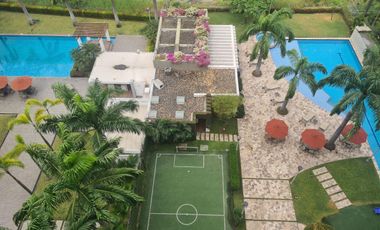Venta de Departamento de 2 Dormitorios, Sector Tenis Plaza Samborondón, Ecuador
