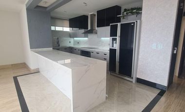 Venta de Departamento de 2 Dormitorios, Sector Tenis Plaza Samborondón, Ecuador