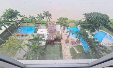 Venta de Departamento de 2 Dormitorios, Sector Tenis Plaza Samborondón, Ecuador