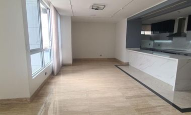 Venta de Departamento de 2 Dormitorios, Sector Tenis Plaza Samborondón, Ecuador