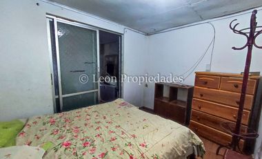 Leon Propiedades vende casa en Curacaví centro.