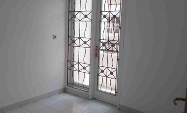 Rumah Di Jual/Sewa Siap Huni  Di Perumahan Sutera Kirana - Tangerang Selatan