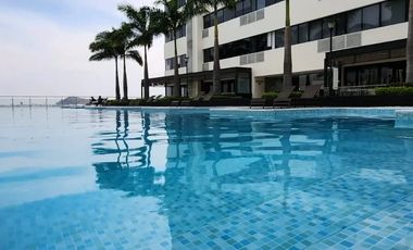 Venta de Departamento Semi Amoblado, Sector Puerto Santa Ana, Guayaquil, Ecuador