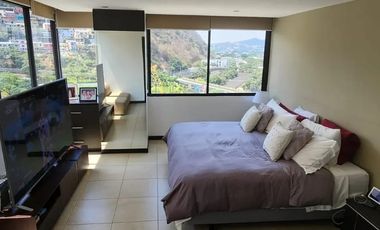 Venta de Departamento Semi Amoblado, Sector Puerto Santa Ana, Guayaquil, Ecuador