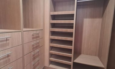 Renta de Departamento de 2 dormitorios, Sector Tenis Club Samborondón, Ecuador