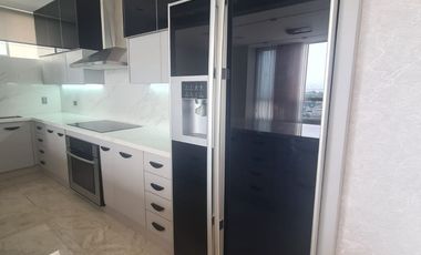 Renta de Departamento de 2 dormitorios, Sector Tenis Club Samborondón, Ecuador