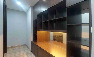 Apartment Exclusive Providen Park, 3 Bedroom, Fully Furnished, City View